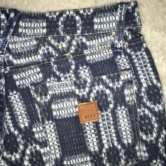 Roxy jean shorts - Picture 3 of 5